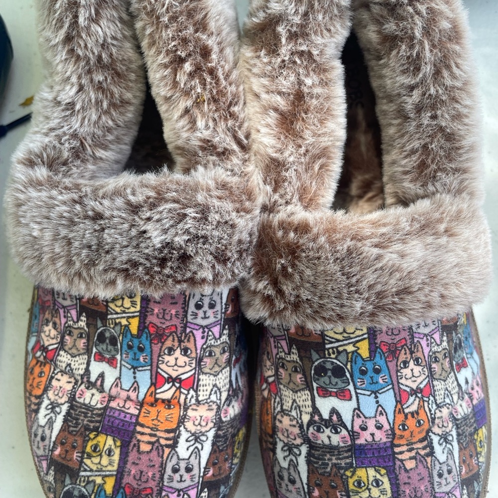 Bobs Cat print Slippers